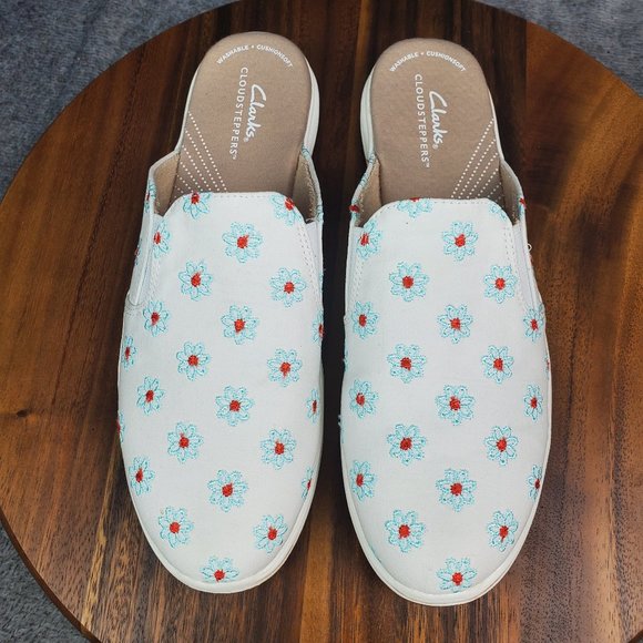 Clarks Mules Sandals Women's 10 Narrow Floral Breeze Shore Slip On Comfort Shoes - Picture 6 of 8